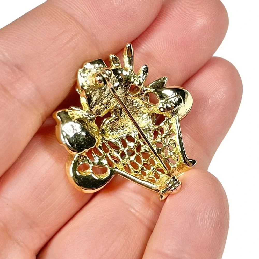 Gold Tone Flower Basket Brooch Rose Lattice Cottagecore Victorian Romantic
